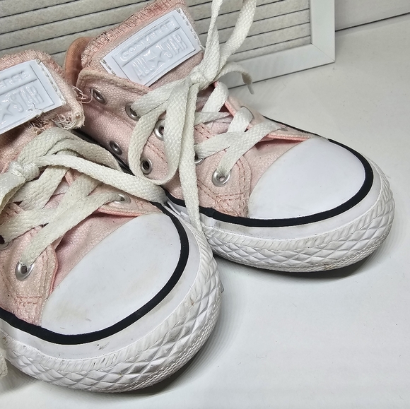 Converse: Kids Baby Pink Sneakers/Shoes β€οΈ - Picture 2 of 15